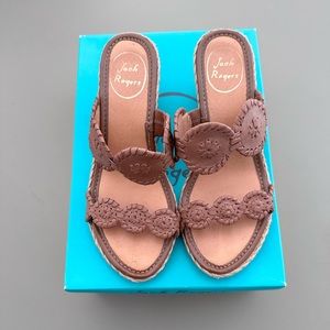 Jack Rogers Shelby wedges Size 7. Color Cognac